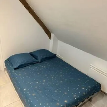 Apartment Jade Et Jena Bazicourt